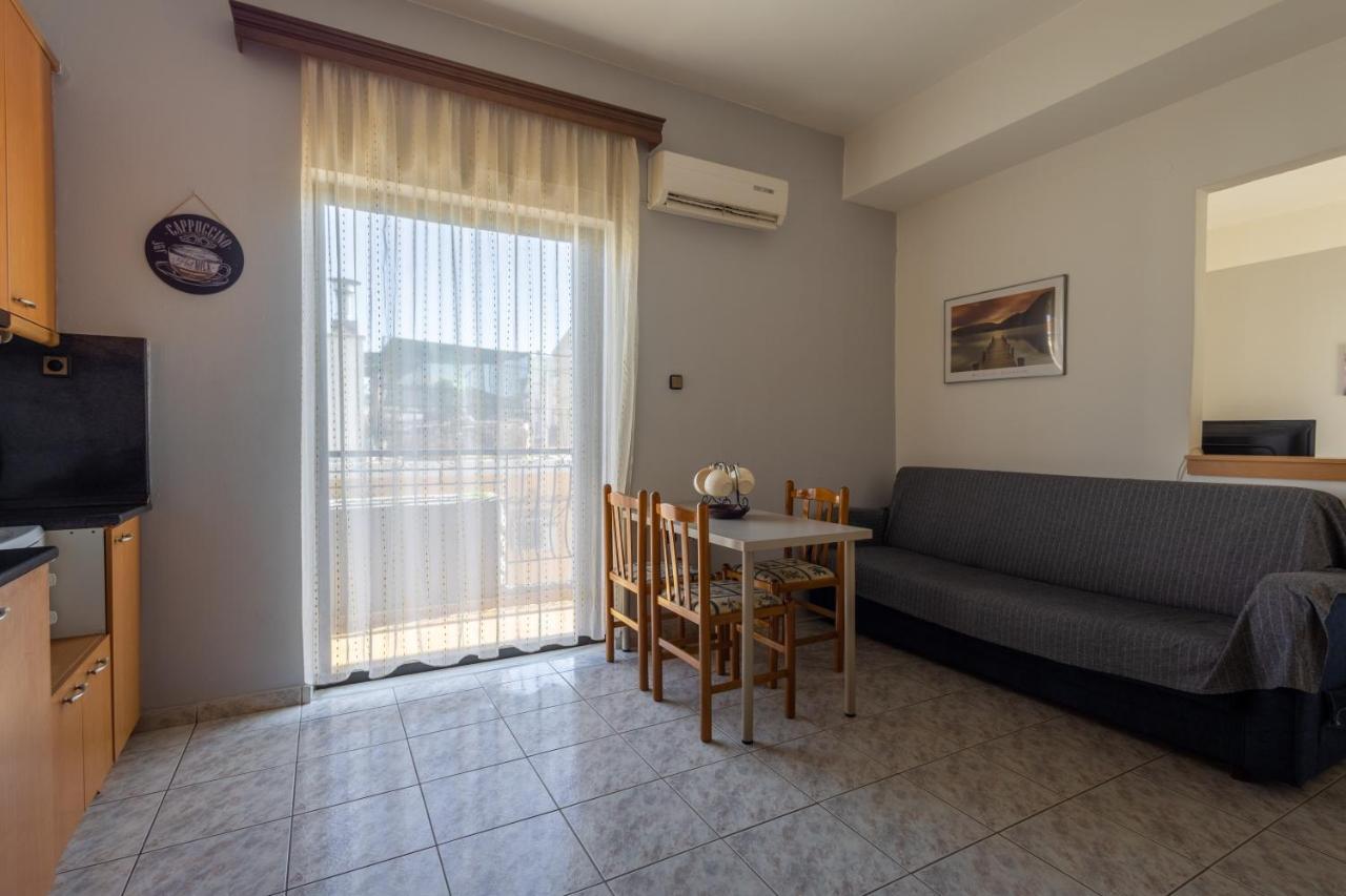 לריסה Special Apartment La מראה חיצוני תמונה